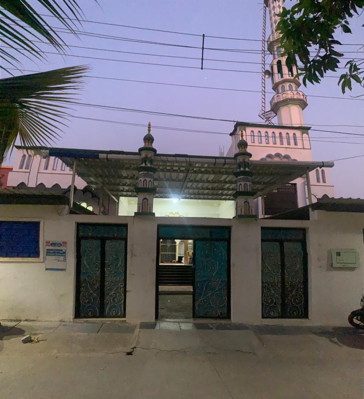Mosque image 1